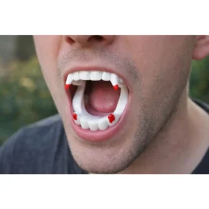 Vampyrtenner i plast – 12 stk