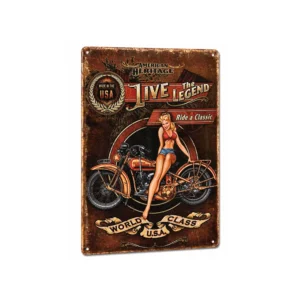 Vintage metallskilt “Live the Legend” 20x30 cm