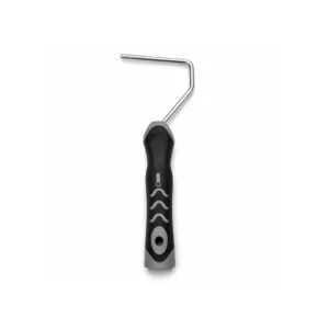 Rulleskaft med ergonomisk håndtak og metallbøyle som passer til maleruller med 10 cm bredde.