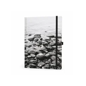 Notatbok A4 med blanke sider, steinmotiv og elastisk strikk