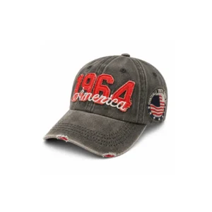 Svart caps med brodert USA 1964-motiv og amerikansk flagg