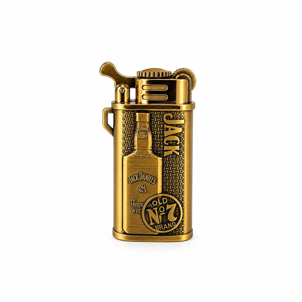 Gullfarget Jack Daniel’s stormlighter med Old No. 7-design