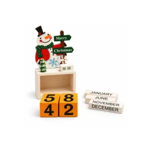 Evighetskalender med snømann og løse tallklosser og månedsklosser med engelske månedsnavn.